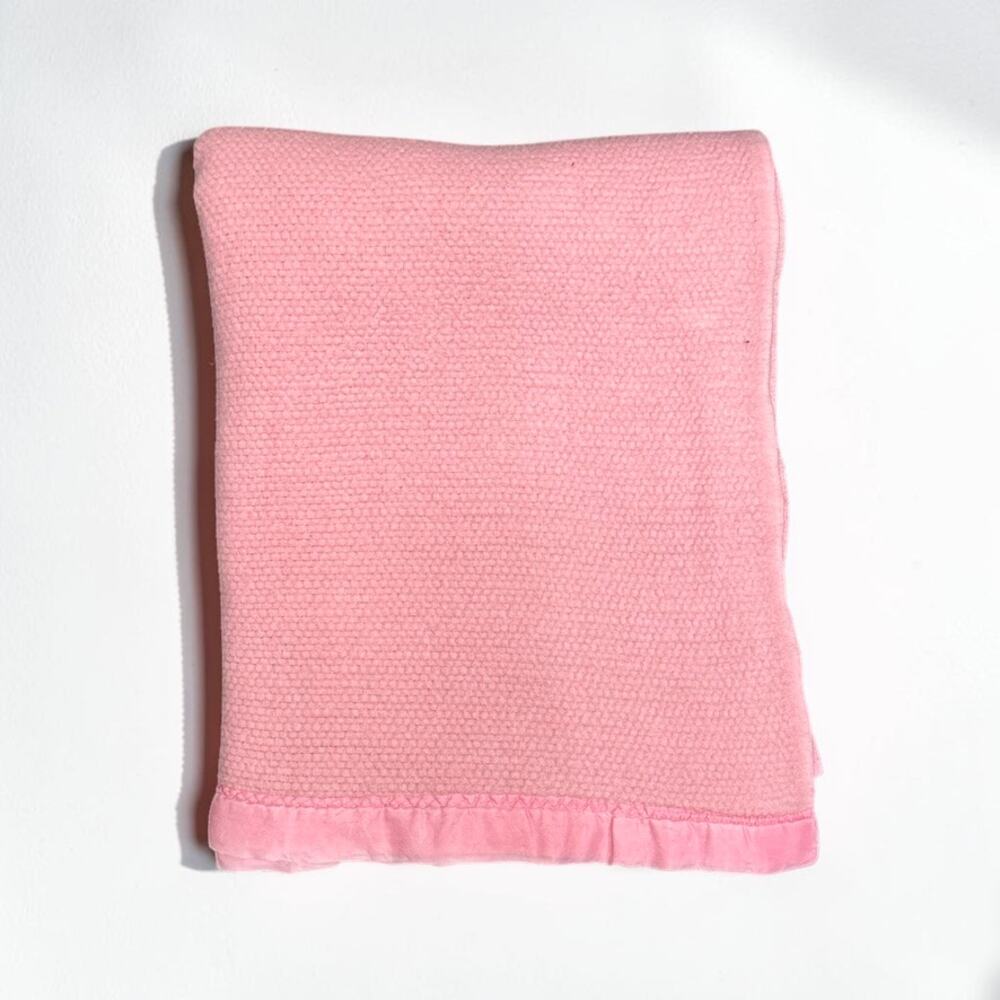 Vintage Waffle Weave Thermal Blanket Satin Trim Acrylic Pink 62”x 88” Twin Sized